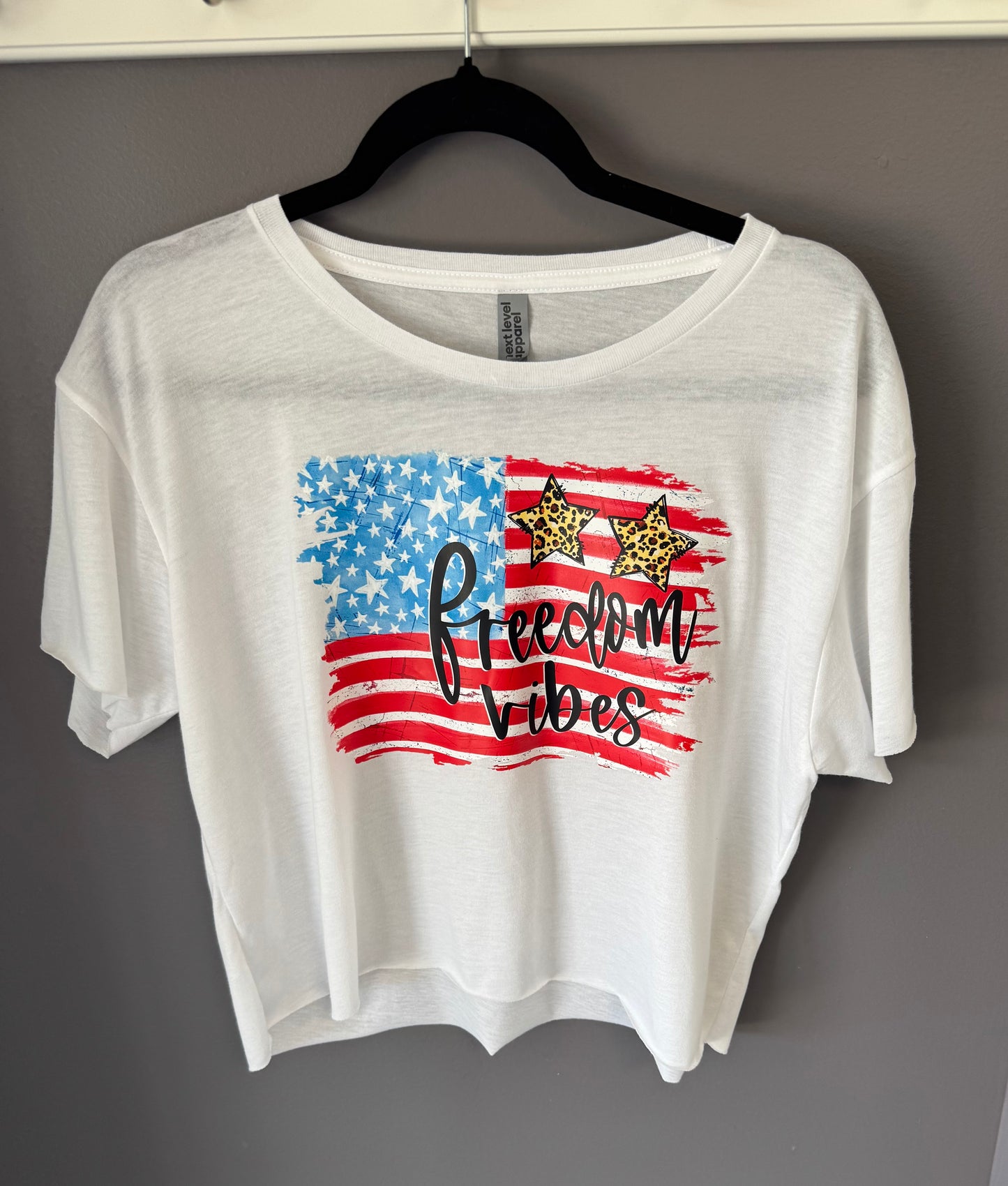 Freedom Vibes Cropped Tshirt