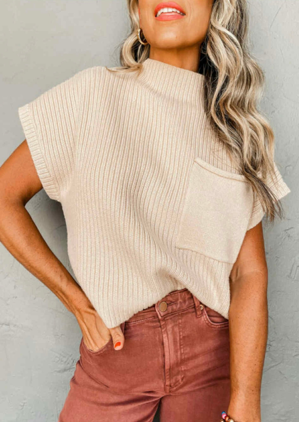 Short Sleeve Turtleneck with pocket