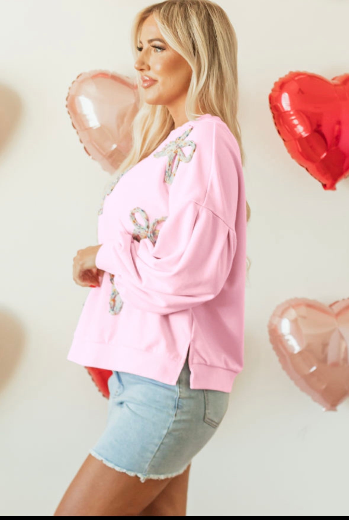 Pink embroidered bow Sweater